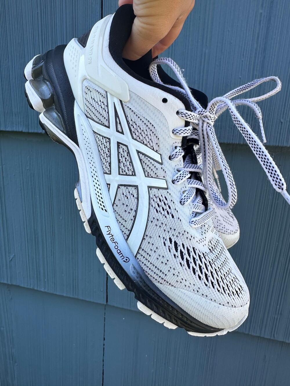 Asics Gel-Kayano 26 White/Black Women's Size 7 Running Shoes